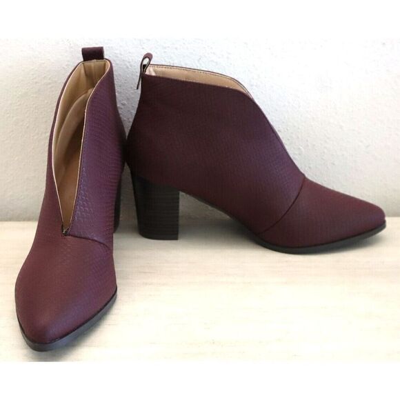 Journee Collection Women Sz 9 Wine/Burgundy Bellamy Block Heel Dress Bootie - Picture 1 of 7